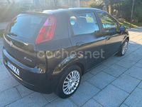 Usado Fiat Grande Punto Active 90 CV (66 kW) 2007 Negro Utilitario