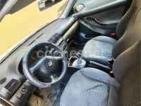 Usado Seat Toledo Stella 110 CV (80 kW) 2003 Blanco Berlina