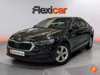 Usado Skoda Octavia Ambition 115 CV (84 kW) 2022 Negro Berlina