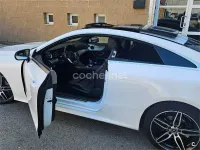 Używany Mercedes E220 194 KM (142 kW) 2018 Biały Coupe