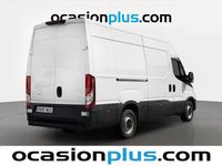 Usado Iveco Daily 156 CV (114 kW) 2023 Blanco Familiar