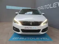 Usado Peugeot 308 Active 130 CV (95 kW) 2021 Blanco Berlina