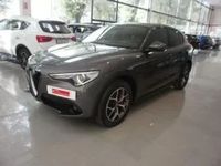 Usado Alfa Romeo Stelvio Super 210 CV (154 kW) 2018 Gris SUV