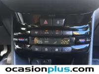 Usado Peugeot 2008 Allure 99 CV (72 kW) 2018 Blanco SUV