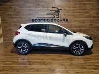 Usado Renault Captur Life 90 CV (66 kW) 2016 Beige SUV