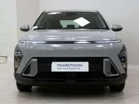 Usado Hyundai Kona 129 CV (94 kW) 2025 Gris SUV
