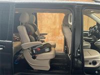 Begagnad Mercedes V300 Avantgarde 239 HK (175 kW) 2020 Svart Minibuss