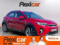 Usado Kia Stonic 100 CV (73 kW) 2021 Rojo SUV