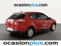 Usado Renault Mégane III Authentique 86 CV (63 kW) 2010 Rojo Utilitario