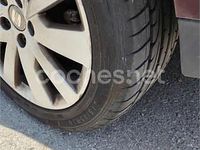 Usado Seat Toledo Style 105 CV (77 kW) 2013 Granate Utilitario