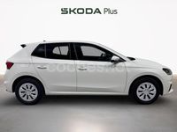 Usado Skoda Fabia Active 95 CV (69 kW) 2022 Blanco Berlina