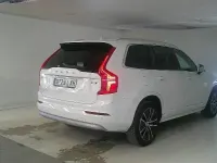 Usado Volvo XC90 Momentum 235 CV (172 kW) 2022 Blanco SUV