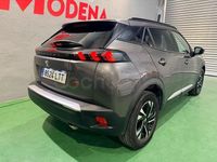 Usado Peugeot 2008 Allure 110 CV (80 kW) 2022 Gris / plata SUV