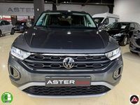 Usado VW T-Roc Life 150 CV (110 kW) 2022 Gris / plata SUV