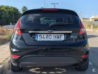 Usado Ford Fiesta Titanium 95 CV (69 kW) 2012 Negro Berlina