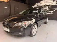 Usado Mazda 3 Sportive 109 CV (80 kW) 2007 Negro Utilitario