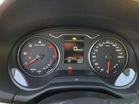 Usado Audi Q2 Comfort 150 CV (110 kW) 2020 Negro SUV