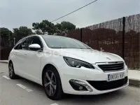 Usado Peugeot 308 SW Allure 150 CV (110 kW) 2014 Blanco Familiar