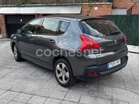 Usado Peugeot 3008 Style 112 CV (82 kW) 2012 Gris / plata Familiar