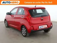 Usado Kia Picanto 65 CV (47 kW) 2015 Rojo Utilitario