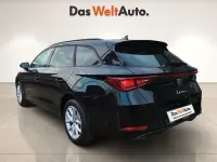 Usado Seat Leon Style 150 CV (110 kW) 2024 Negro