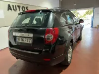 Usado Chevrolet Captiva LT 150 CV (110 kW) 2007 Negro SUV