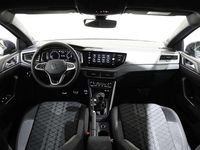 Usado VW Taigo R-line 116 CV (85 kW) 2024 Gris / plata SUV