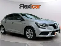 Usado Renault Mégane LIMITED 140 CV (102 kW) 2020 Gris Utilitario