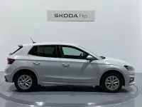 Usado Skoda Fabia Selection 115 CV (84 kW) 2025 Blanco Berlina