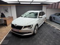Usado Skoda Superb Style 190 CV (139 kW) 2016 Blanco Familiar