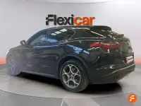 Usado Alfa Romeo Stelvio Sprint 190 CV (139 kW) 2022 Negro SUV