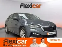 Usado Skoda Scala Ambition 115 CV (84 kW) 2021 Gris Utilitario