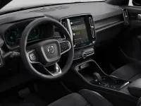 Nuevo Volvo XC40 Plus 163 CV (119 kW) 2025 Gris SUV