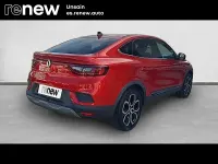 Usado Renault Arkana Techno 140 CV (102 kW) 2023 Rojo SUV