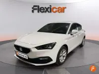 Usado Seat Leon Style 110 CV (80 kW) 2024 Blanco