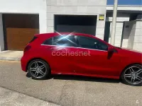 Usado Mercedes A200 AMG line 136 CV (100 kW) 2016 Rojo Utilitario