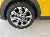 Usado Kia Stonic 100 CV (73 kW) 2019 Amarillo SUV