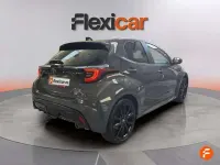 Usado Toyota Yaris Sport 131 CV (96 kW) 2025 Gris Utilitario