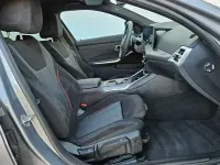 Usado BMW 330e Comfort Edition 292 CV (214 kW) 2025 Gris / plata Familiar