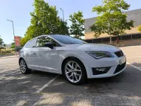 Usado Seat Leon FR 150 CV (110 kW) 2017 Blanco Berlina