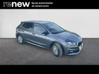 Usado Skoda Fabia Selection 80 CV (58 kW) 2024 Gris graphite metali Utilitario