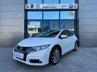 Usado Honda Civic Executive 120 CV (88 kW) 2014 Blanco Berlina