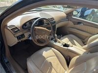 Usado Mercedes E220 Avantgarde 125 CV (91 kW) 1997 Negro Berlina