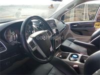 Usado Lancia Voyager Gold 163 CV (119 kW) 2012 Blanco Monovolumen