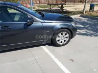 Usado Mercedes C220 170 CV (125 kW) 2010 Gris / plata Berlina