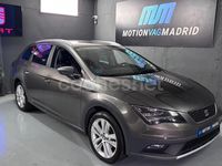 Usado Seat Leon 4Drive 150 CV (110 kW) 2015 Gris / plata Familiar