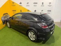 Usado Opel Astra GTC Sport 110 CV (80 kW) 2010 Negro Berlina