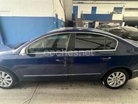 Usado VW Passat Individual 140 CV (102 kW) 2007 Azul Berlina