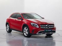 Usado Mercedes GLA180 122 CV (89 kW) 2019 Rojo SUV