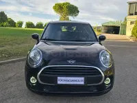 Usado Mini ONE 102 CV (75 kW) 2021 Negro Utilitario